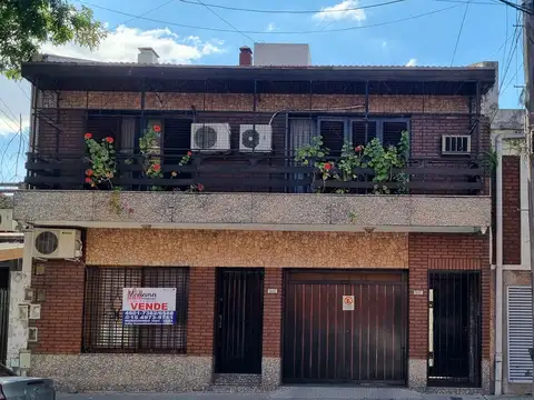 DIVINO PH AL FRENTE 5 amb.c/ cochera  SE ESCUCHA OFERTA 