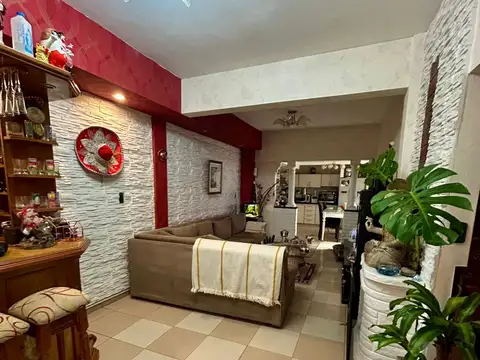 Depto Tipo Casa en Venta al Este