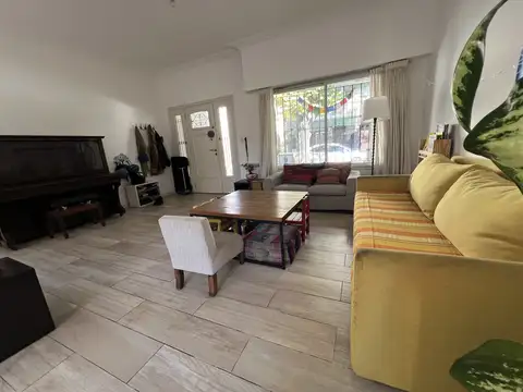 Casa en Venta en Vicente Lopez Vias / Maipu, USD 450.000