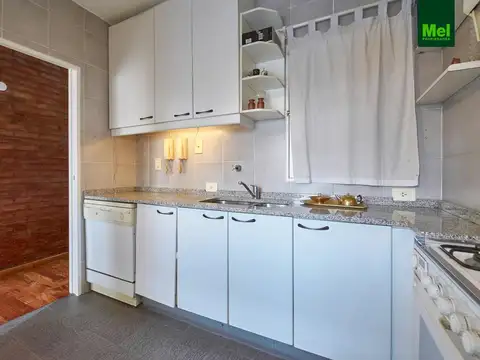 Departamento en Venta con 1 cocheras