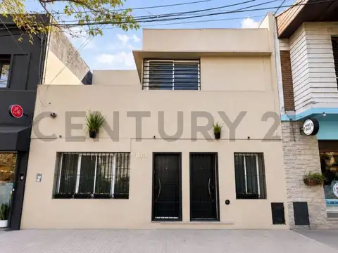CASA EN VENTA 3 DORMITORIOS 2 BAÑOS OFICINA CON ENTRADA INDEPENDIENTE