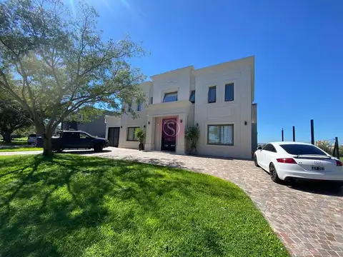 Casa  en Venta en El Cantón Islas, El Cantón, Escobar