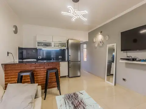 VENTA PH 2AMB CON PATIO Y COCHERA