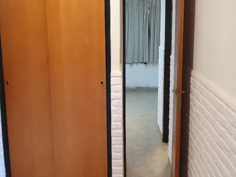 Depto Tipo Casa en Venta en Ramos Mejía, USD 45.000