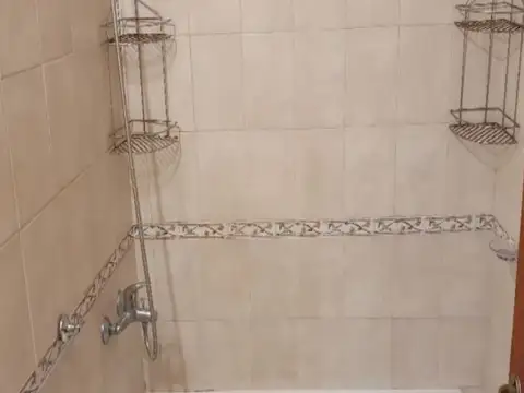 Depto Tipo Casa 2 ambientes con 1 baño