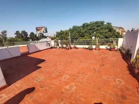 Depto Tipo Casa en Venta 50 años