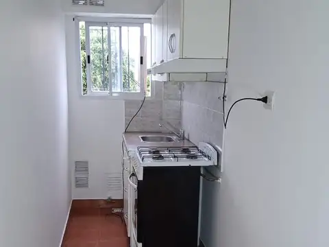 Departamento en Alquiler en Merlo Sur, $ 400.000
