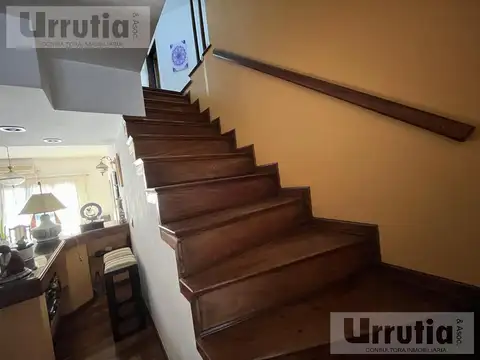 Oficina en Venta con 2 cocheras