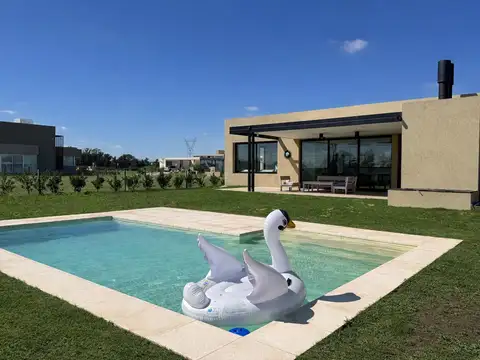 Casa en Venta en Fisherton, USD 450.000