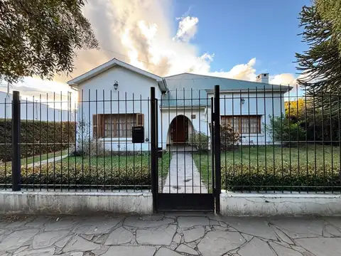 Avenida Alvear 900