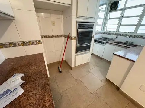 Departamento 4 ambientes con 3 baños