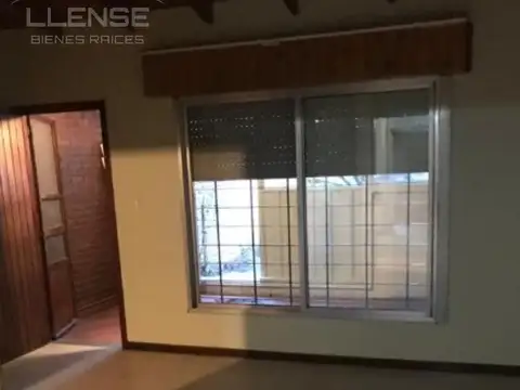 Depto Tipo Casa en Venta con 2 cocheras