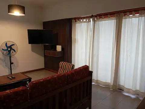 Depto Tipo Casa en Venta 40 años