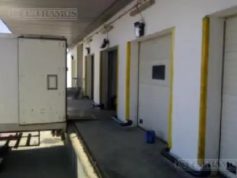 Galpon en Venta en Francisco Alvarez, USD 7.700.000