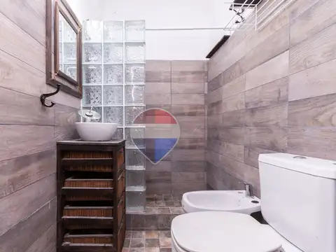 Depto Tipo Casa 5 ambientes con 2 baños