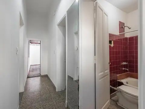 Depto Tipo Casa 5 ambientes con 2 baños