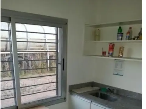 L.M.Drago n° 2120 Esq, Tomas G