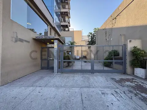 9 de julio 200, Piso 2