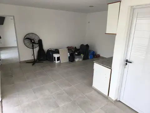 OPORTUNIDA A TERNIMAR 610 E/ 28 Y 29