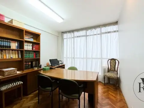 Venta - Oficina - Paraná 425 -  Corrientes y Parana -Planta Dividida 96 mts