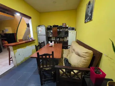 Depto Tipo Casa en Venta de 5 ambientes