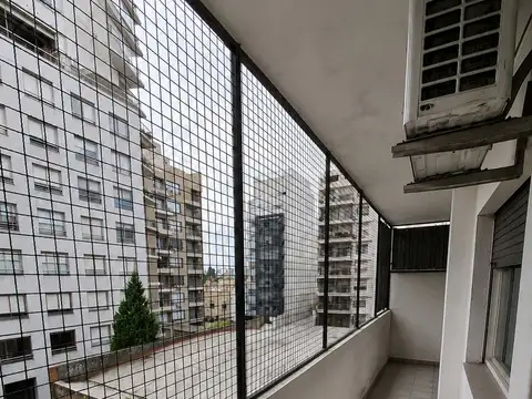 Av. Carabobo 300, Piso 4