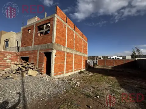 Depto Tipo Casa 4 ambientes con 2 baños
