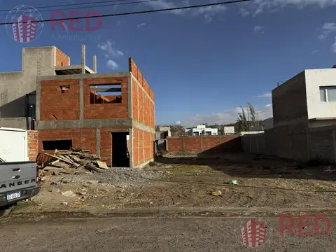 Depto Tipo Casa en Venta de 4 ambientes