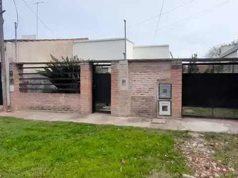 14 e/ 79 y 80 2300