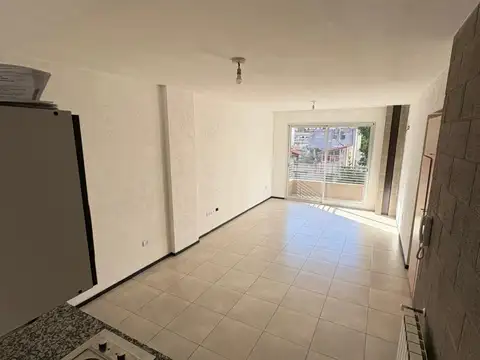 Blanco Encalada 4700, Piso 4