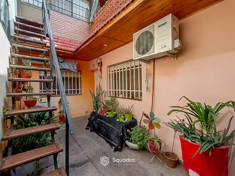 VENTA | PERMUTA - Casa Pasillo Único 2 Plantas - Bella Vista , Rosario. APTO CRÉDITO.