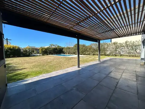 Libertad al 300