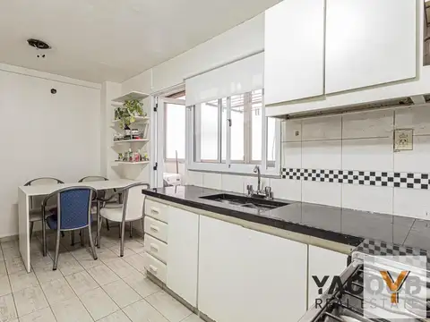 Departamento en Alquiler con 1 cocheras