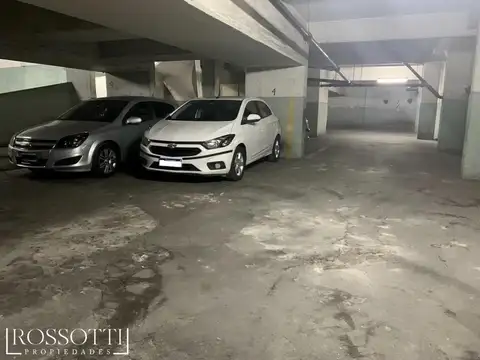 2 Cocheras juntas fijas cubiertas en edificio - 4.85x2.25 mts cada una.