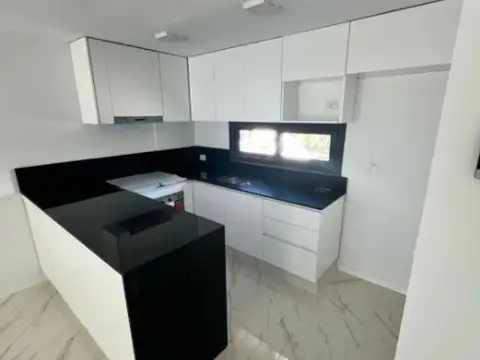 Coronel Ramón Lorenzo Falcón 6000, Piso 6