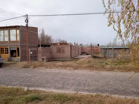 VENTA LOTE CON AVANCES, VILLA MANZANO