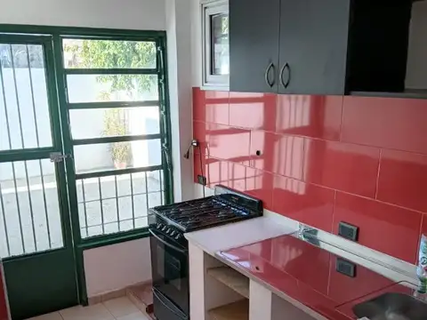 Depto Tipo Casa 3 ambientes con 1 baño
