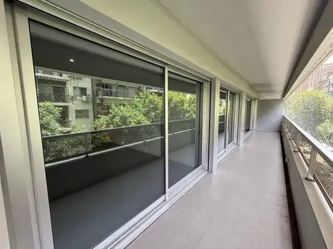 Departamento 4 ambientes con 5 baños