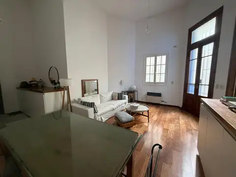 Depto Tipo Casa 3 ambientes con 2 baños