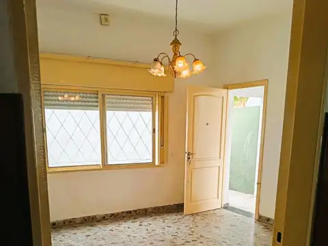 Depto Tipo Casa en Alquiler de 3 ambientes