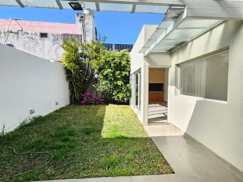 Depto Tipo Casa en Venta de 4 ambientes