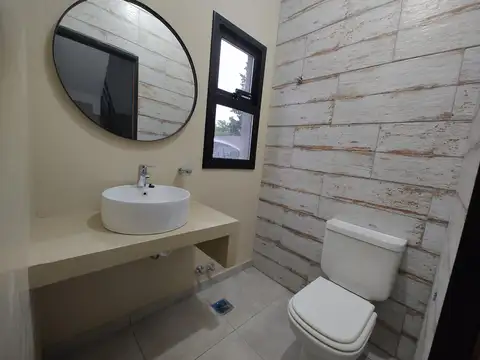 Depto Tipo Casa en Venta en Villa Gobernador Udaondo, USD 80.000