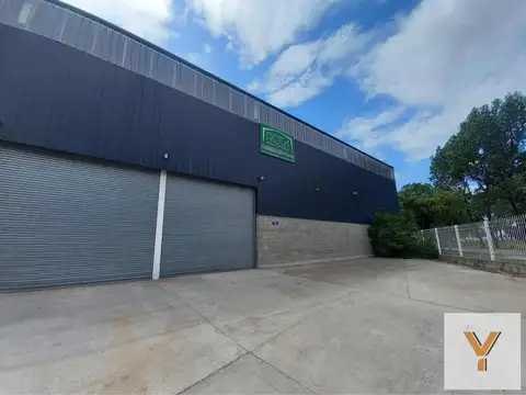 Depósito en venta - 2 Baños - Vestuario - Garita Seguridad - Anexos - 2.953,42Mts2 - La Reja, Moreno