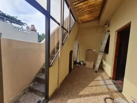 Depto Tipo Casa en Alquiler de 2 dormitorios