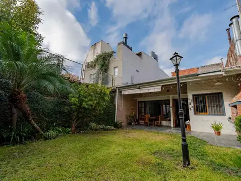 Casa en Venta con 1 cochera