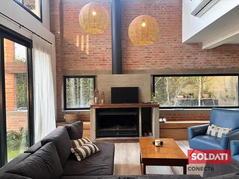 Casa en Alquiler Temporal en Bella Vista, USD 1.600