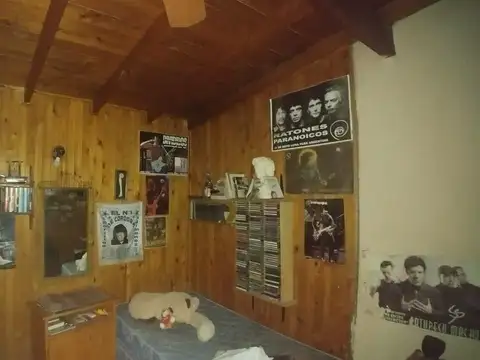 Casa - Venta - Argentina, Grand Bourg - Peralta Ramos 1133