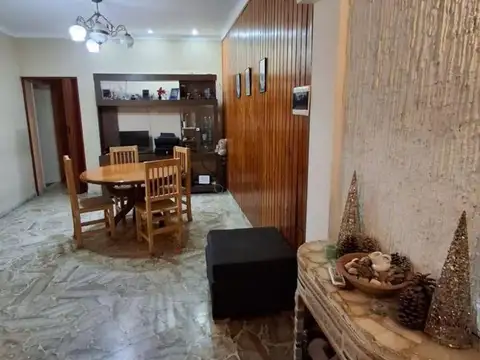 Casa en Venta en Villa Luzuriaga, USD 135.000