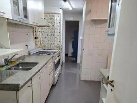 VENTA 4 amb  con dep, 2 baños comp, pallier priv, cochera, seguridad, exc ubic