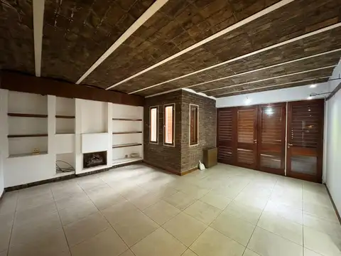 Casa en Alquiler al Norte